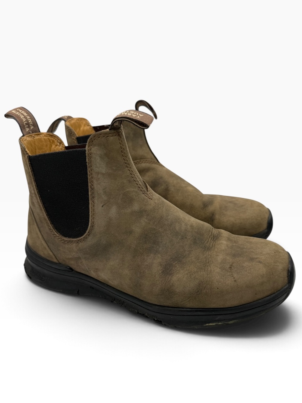 Blundstone Men’s Chukka Boots in Olive/Tan with Black Elastic - Size 8